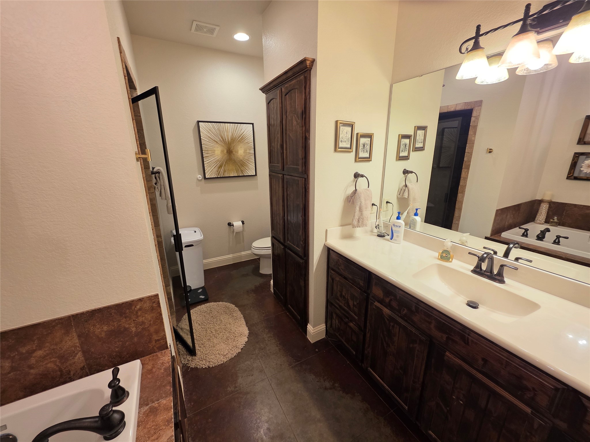 8928 County Road 1232, Godley, TX, 76044