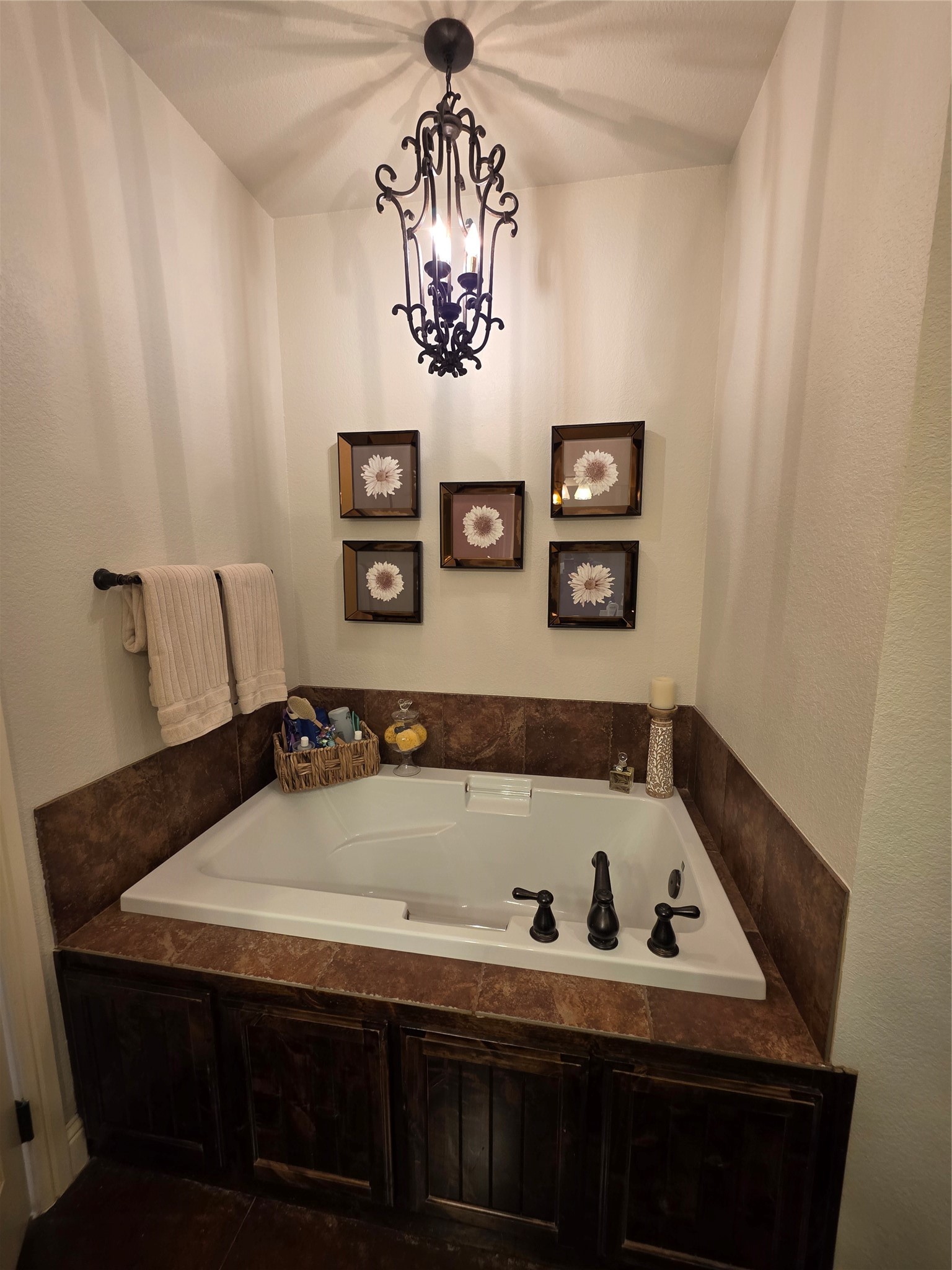 8928 County Road 1232, Godley, TX, 76044