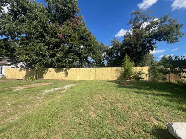 Property photo 02 of 308 N Retta Street Fort, Worth, TX 76111 | MLS #21159676