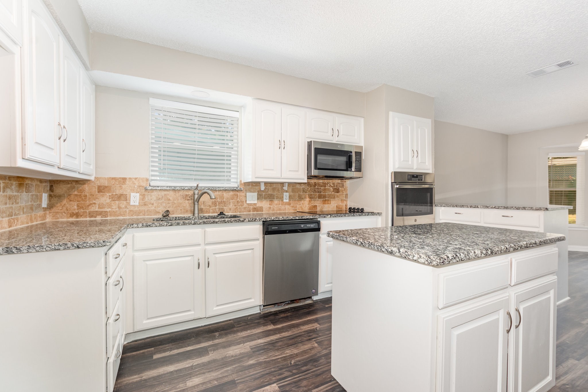 6908 Briardale Drive, North Richland Hills, TX, 76182