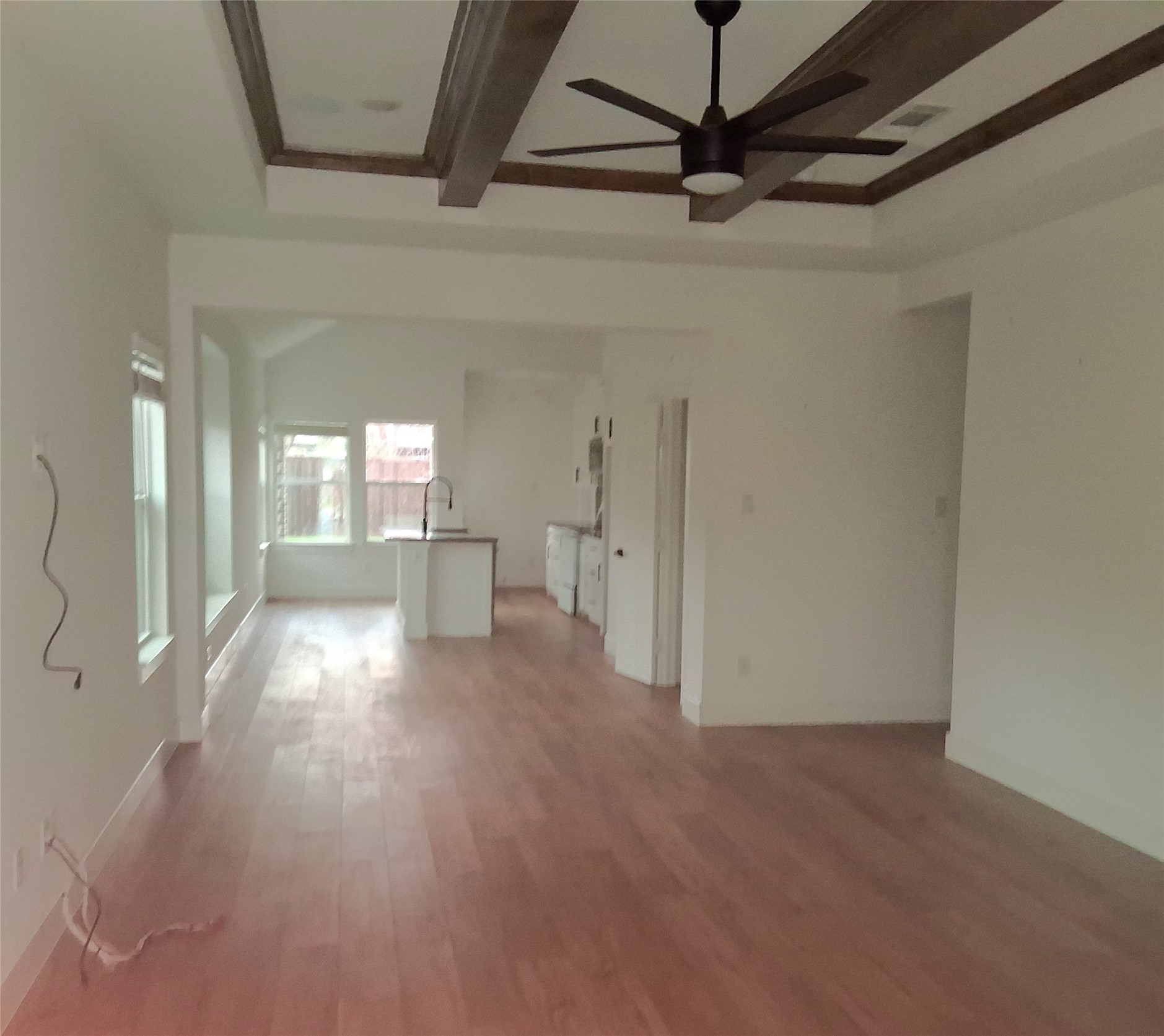 Property photo 03 of 1212 S Rockwall Avenue, Terrell, TX 75160 | MLS #21160046