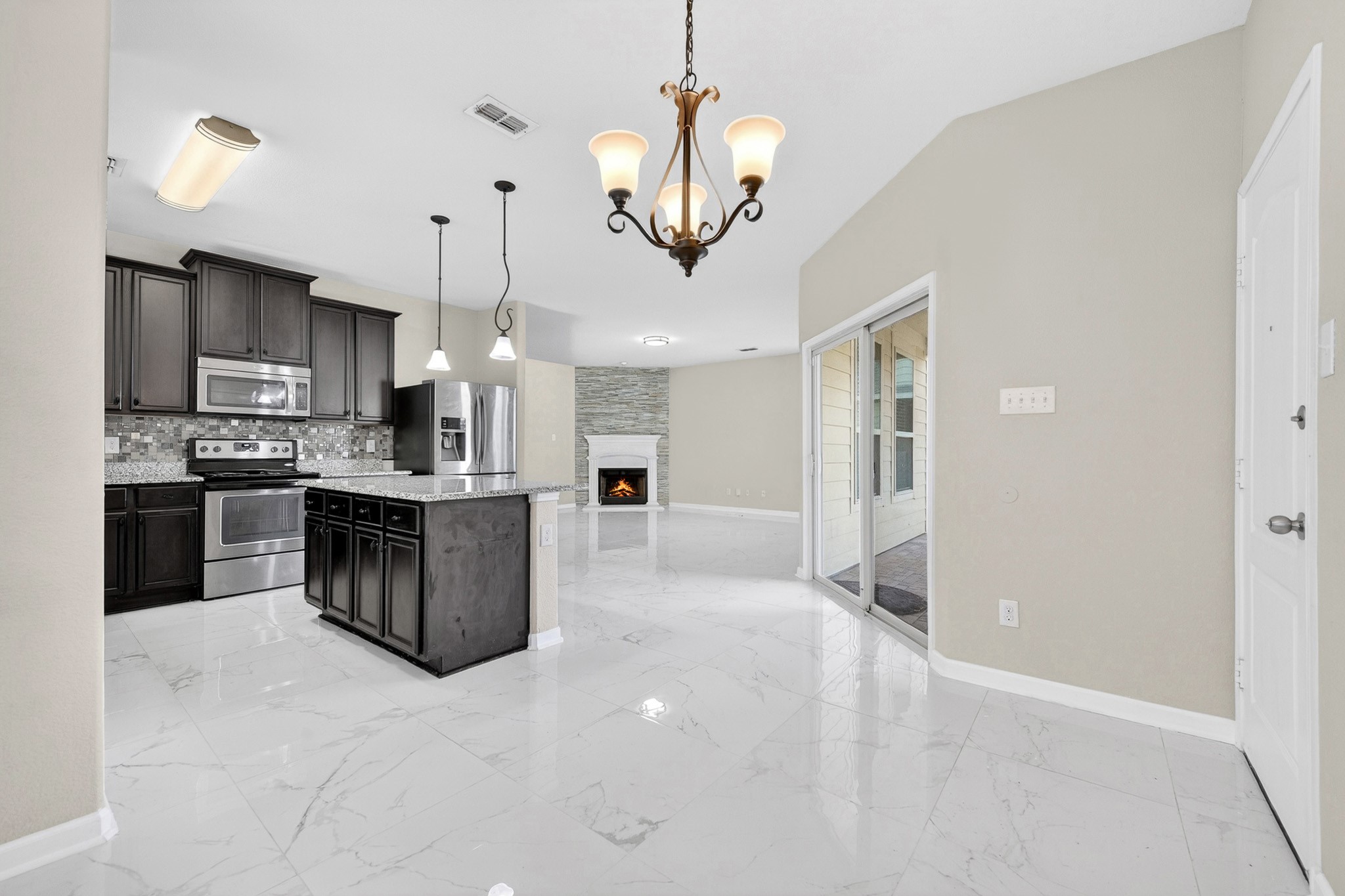 1049 Marietta Lane, Aubrey, TX, 76227