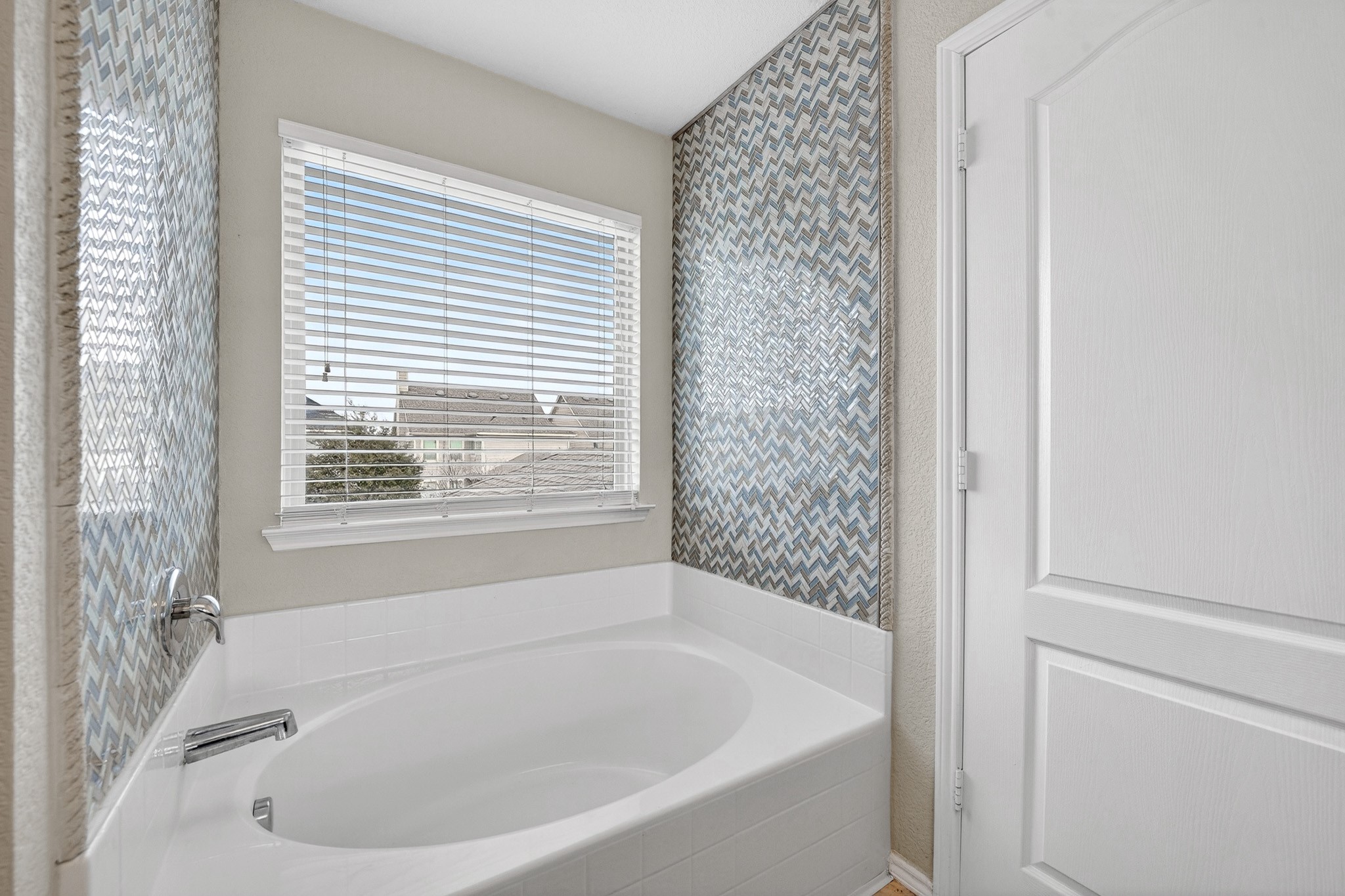 1049 Marietta Lane, Aubrey, TX, 76227