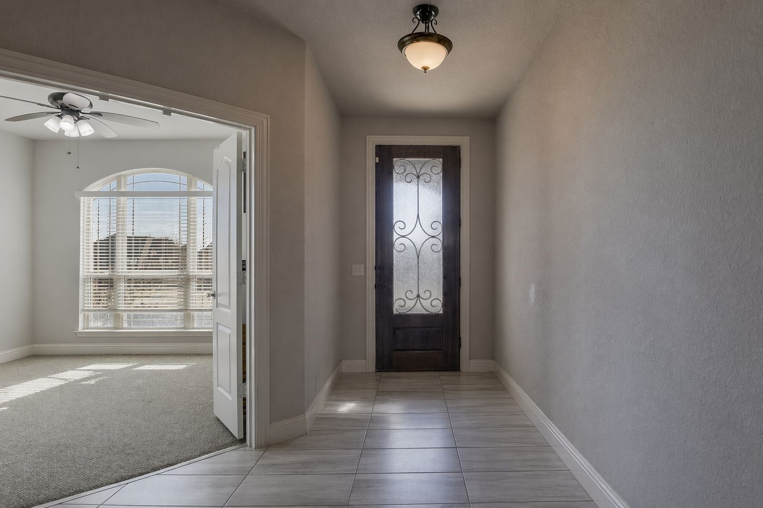 Property photo 04 of 807 Imperial Way, Mansfield, TX 76063 | MLS #21160557