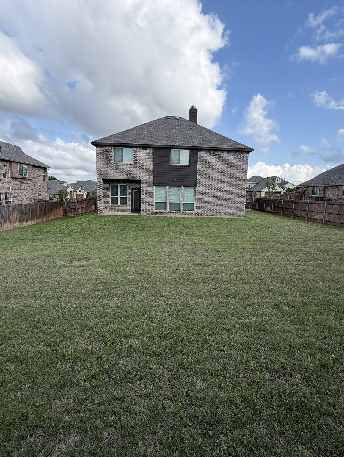 807 Imperial Way, Mansfield, TX, 76063