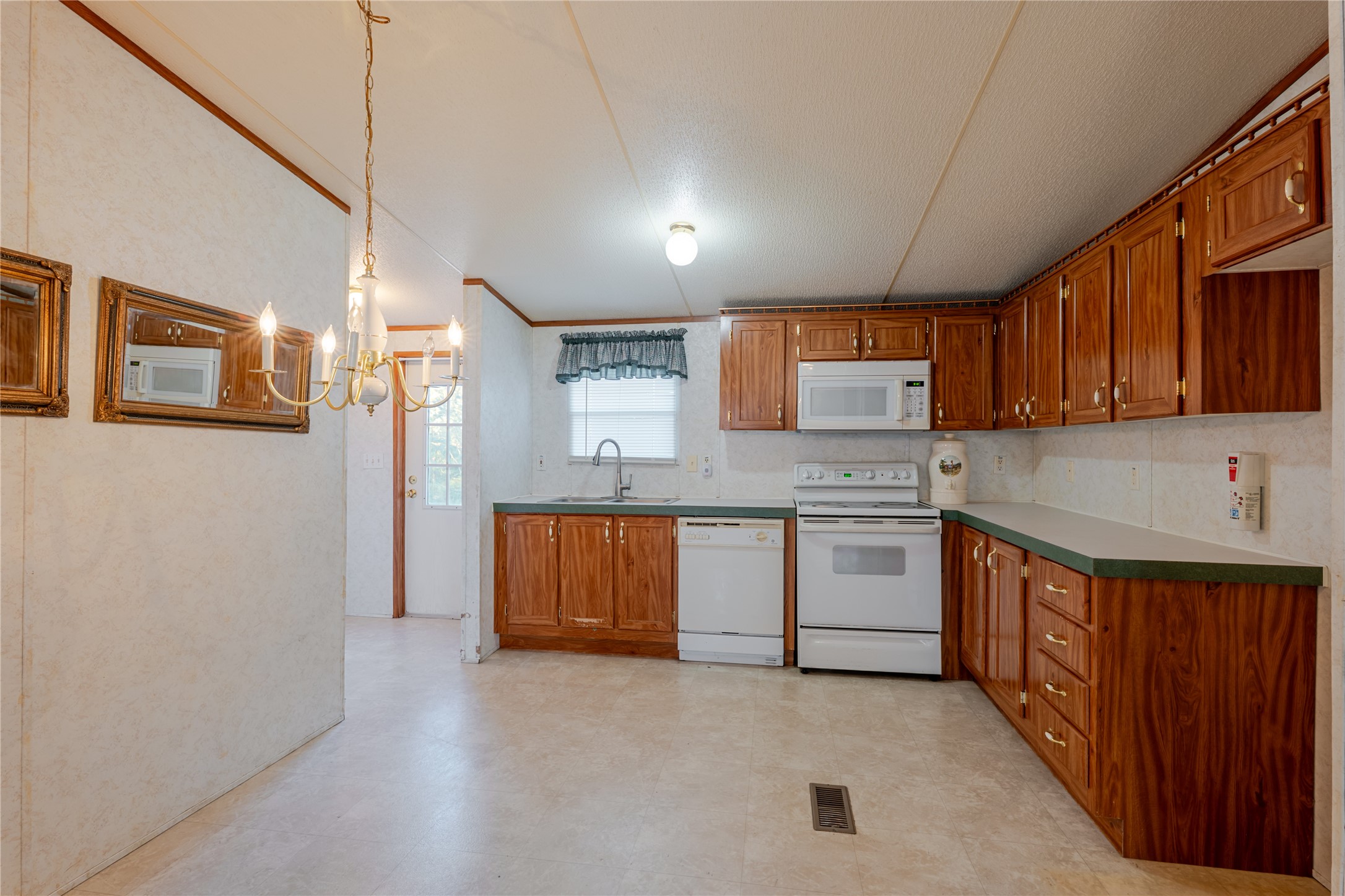 3233 Deer Path Lane, Weatherford, TX, 76085