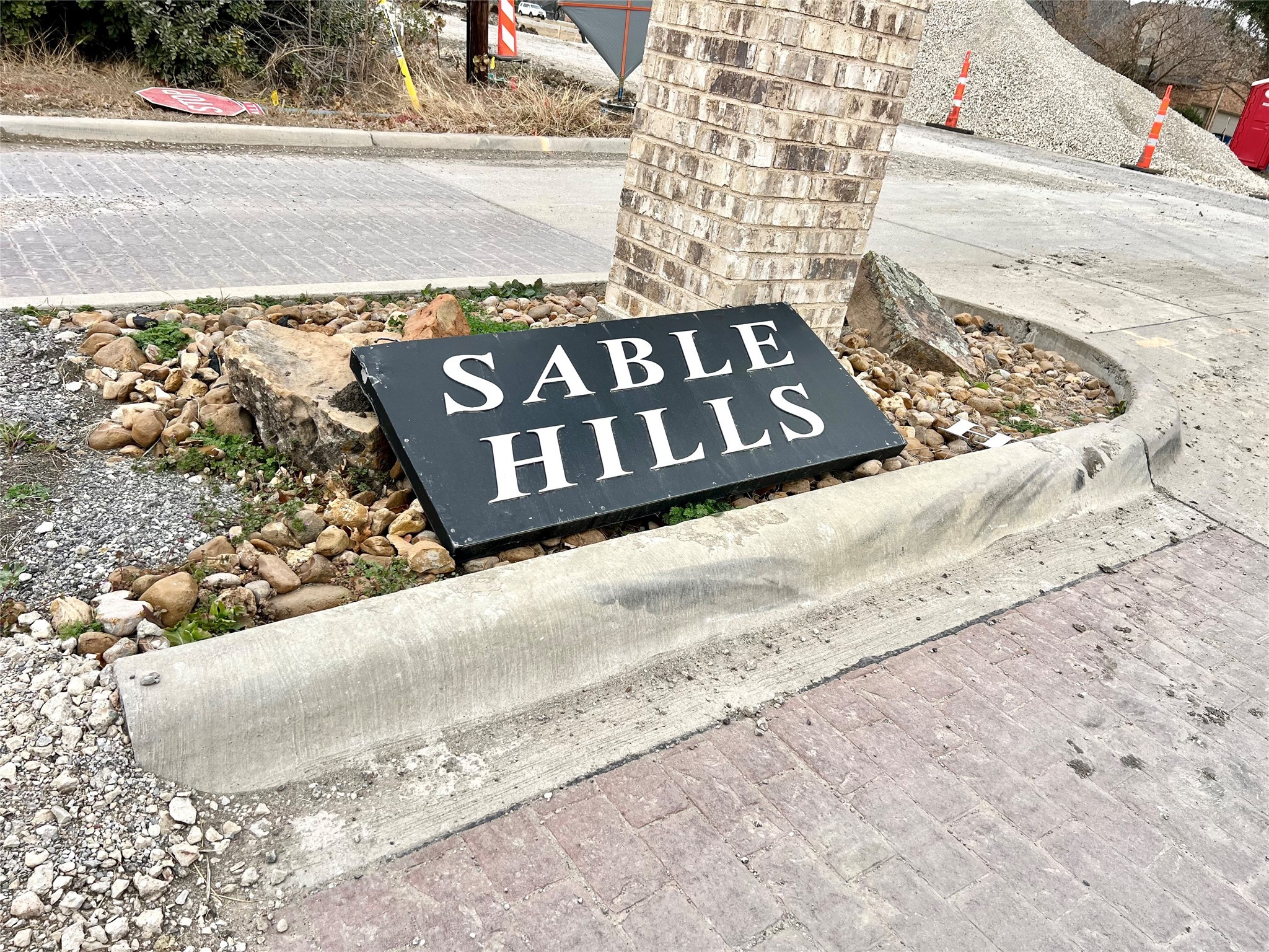 Property photo 01 of 6913 Ermine Circle, Sachse, TX 75048 | MLS #21160818