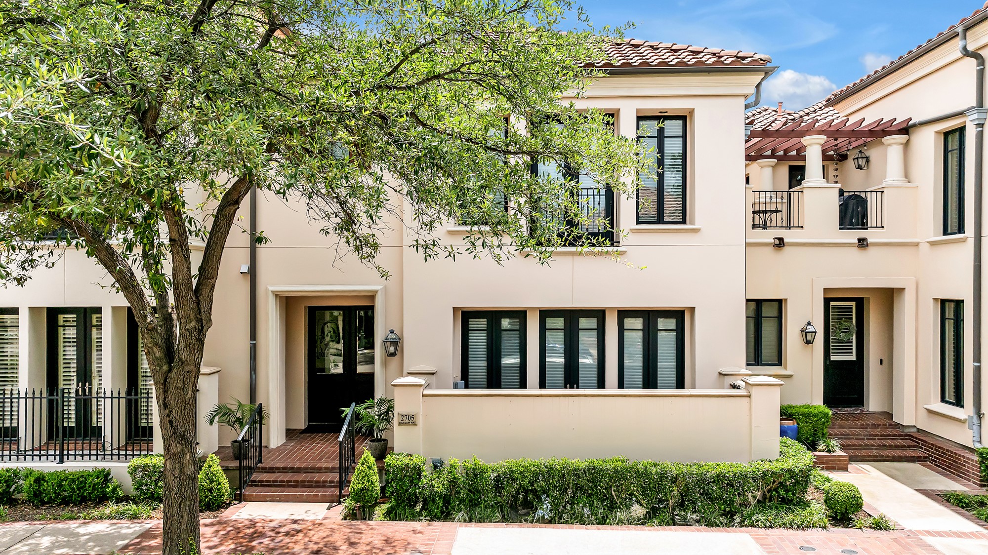 2705 Museum Way, Fort Worth, TX, 76107