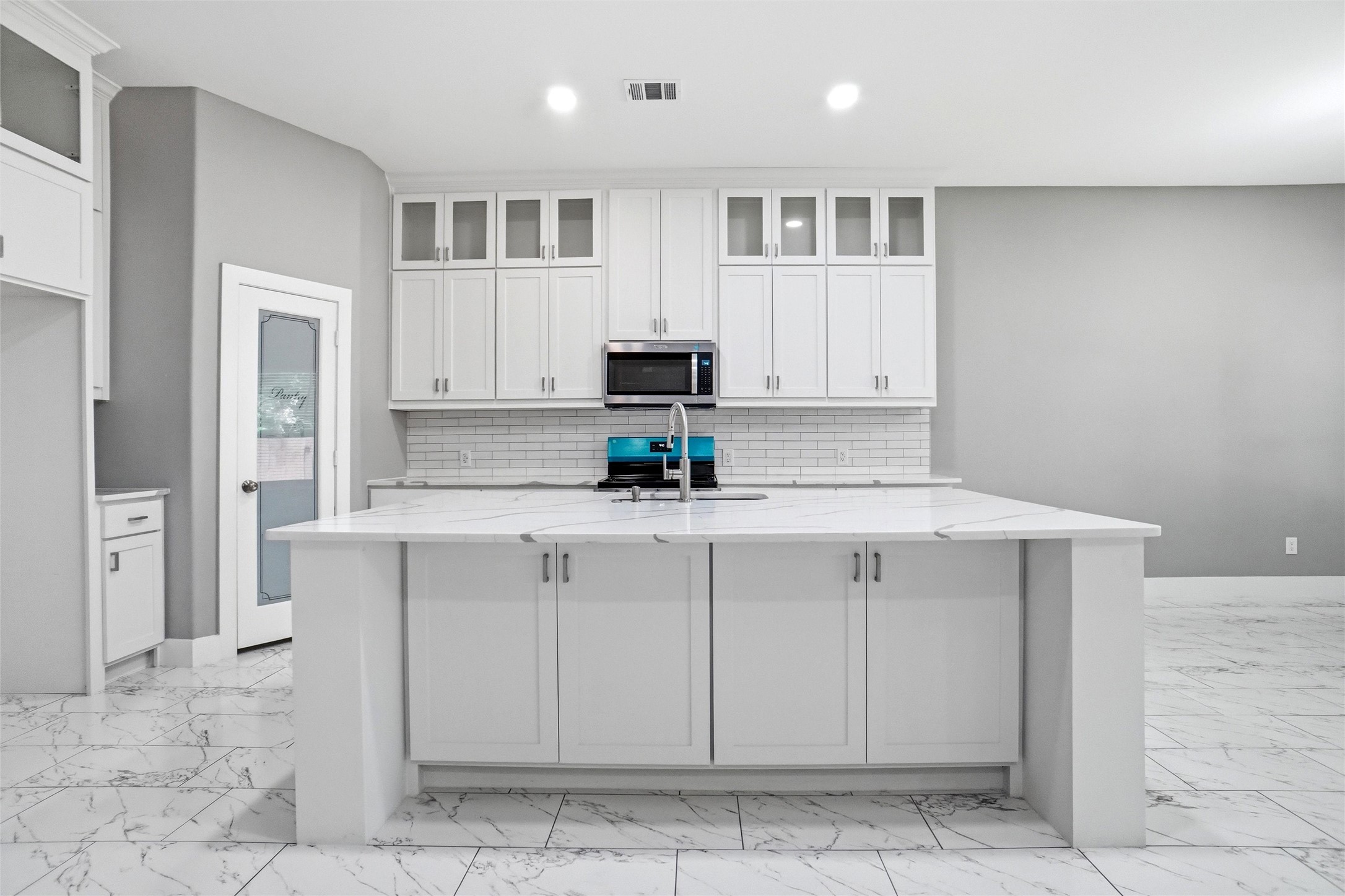 504 Paradise Street, Fort Worth, TX, 76111