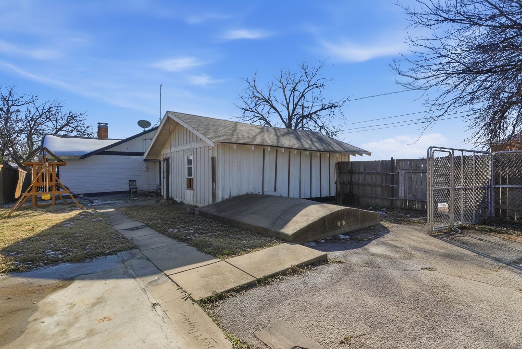1317 4th Street, Graham, TX, 76450