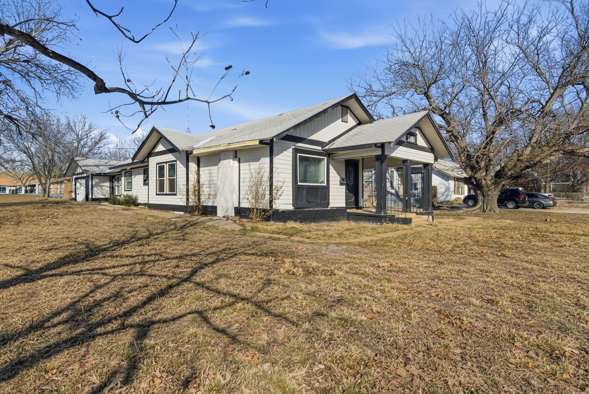 1317 4th Street, Graham, TX, 76450