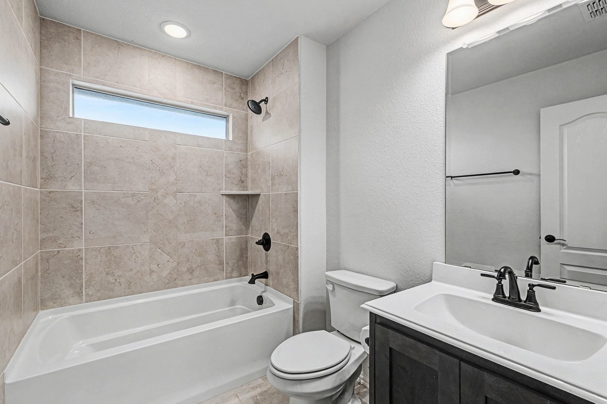 1080 Canuela Way, Justin, TX, 76247