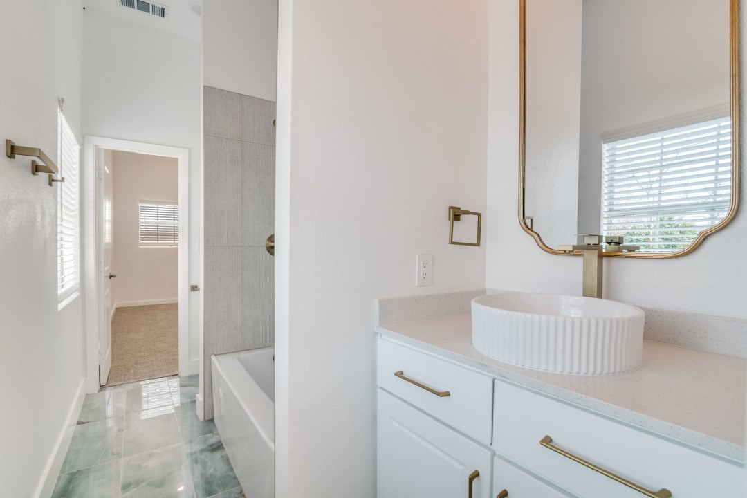 610 Tyler Street, Ennis, TX, 75119
