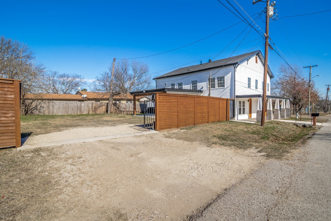 610 Tyler Street, Ennis, TX, 75119