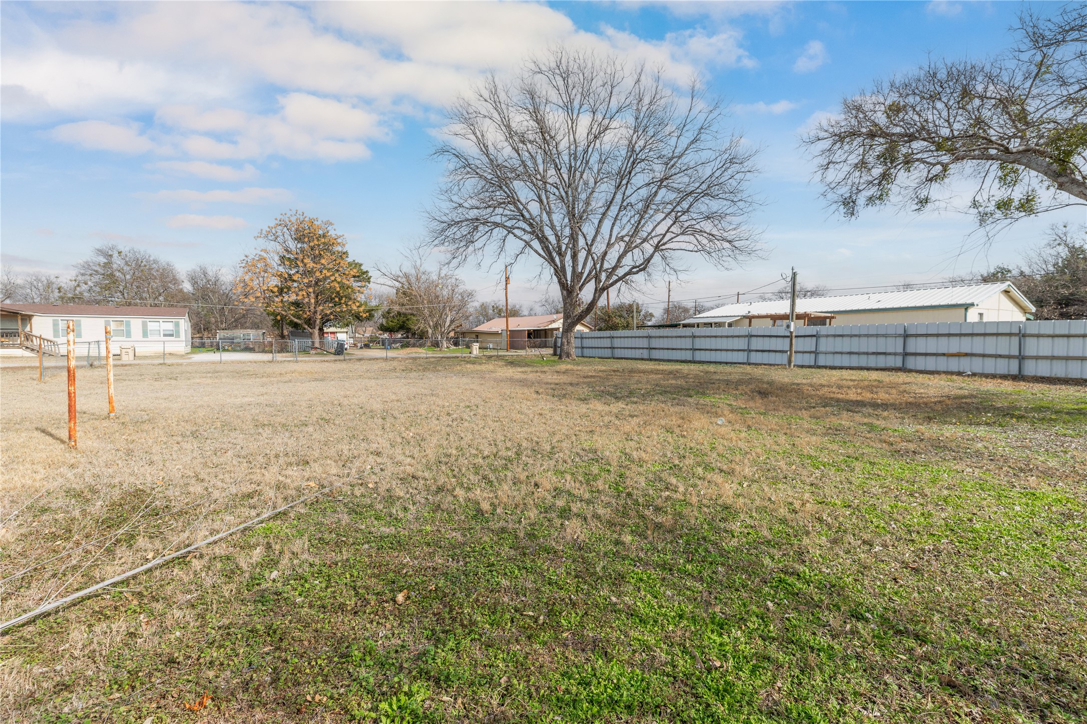 Property photo 03 of 203 Martin, Bangs, TX 76823 | MLS #21162391