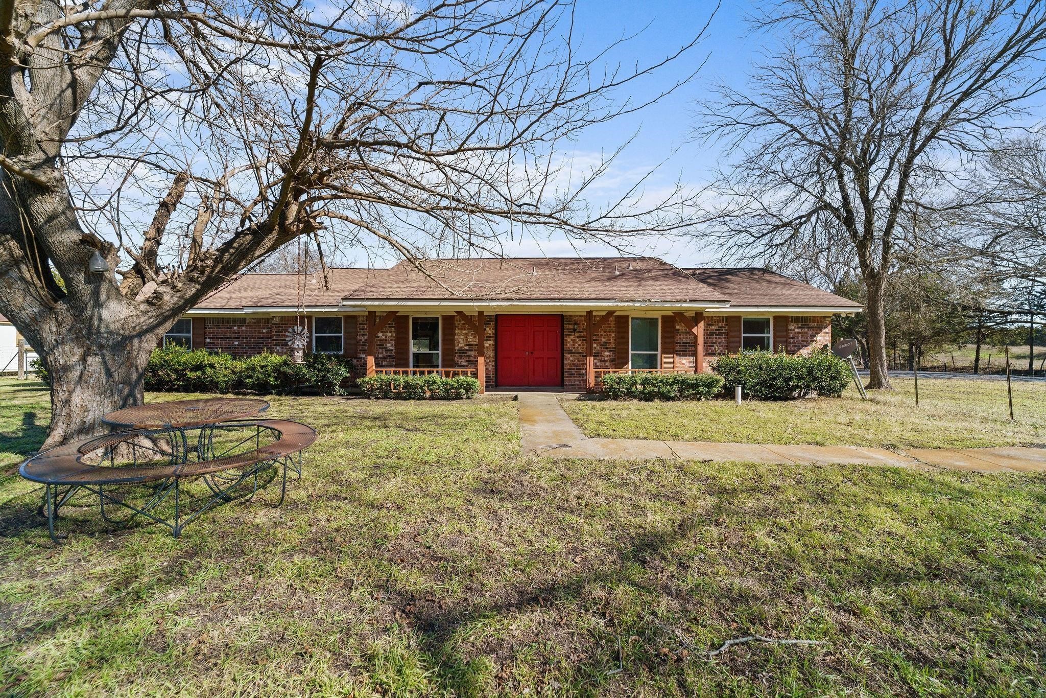 1006 S Clark Road, Cedar Hill, TX, 75104
