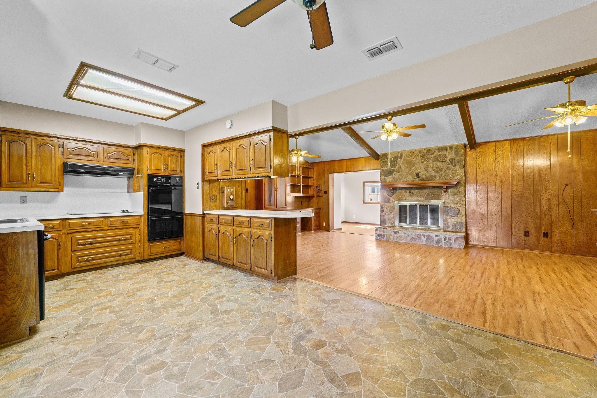 1006 S Clark Road, Cedar Hill, TX, 75104