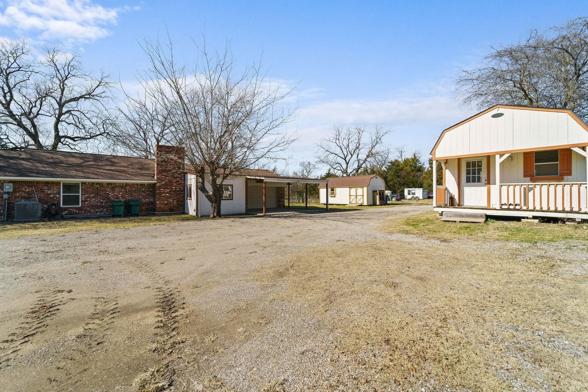 1006 S Clark Road, Cedar Hill, TX, 75104