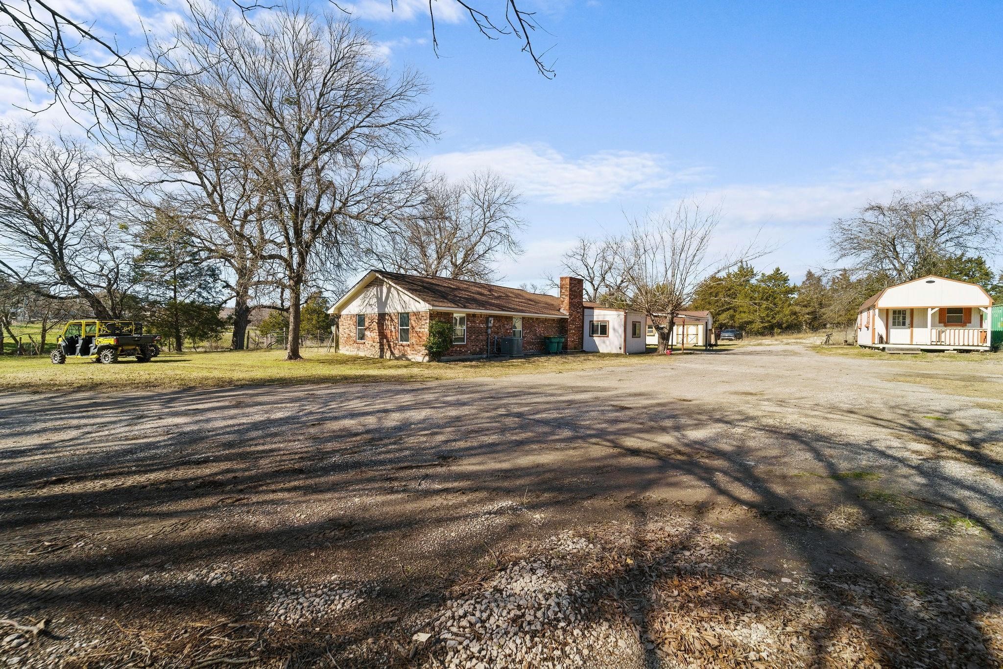 1006 S Clark Road, Cedar Hill, TX, 75104