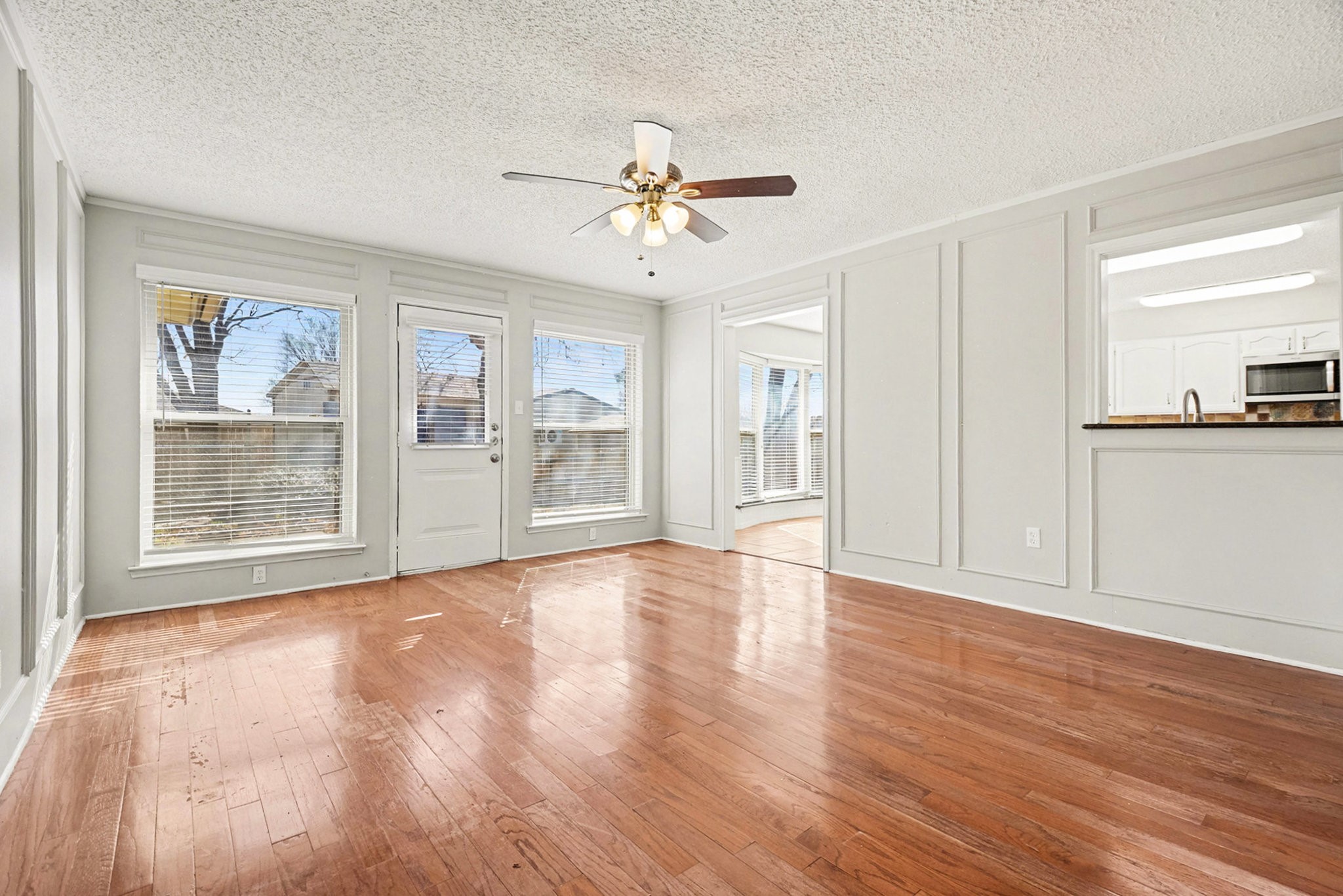 2109 Oakmeadow Street, Bedford, TX, 76021