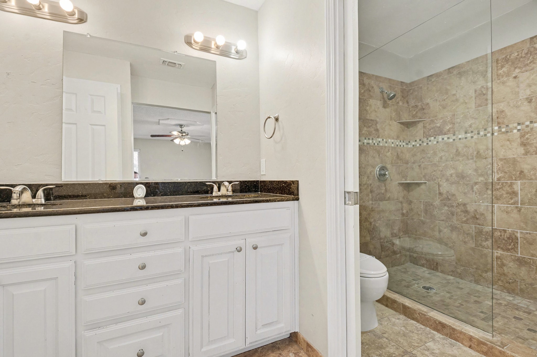2109 Oakmeadow Street, Bedford, TX, 76021