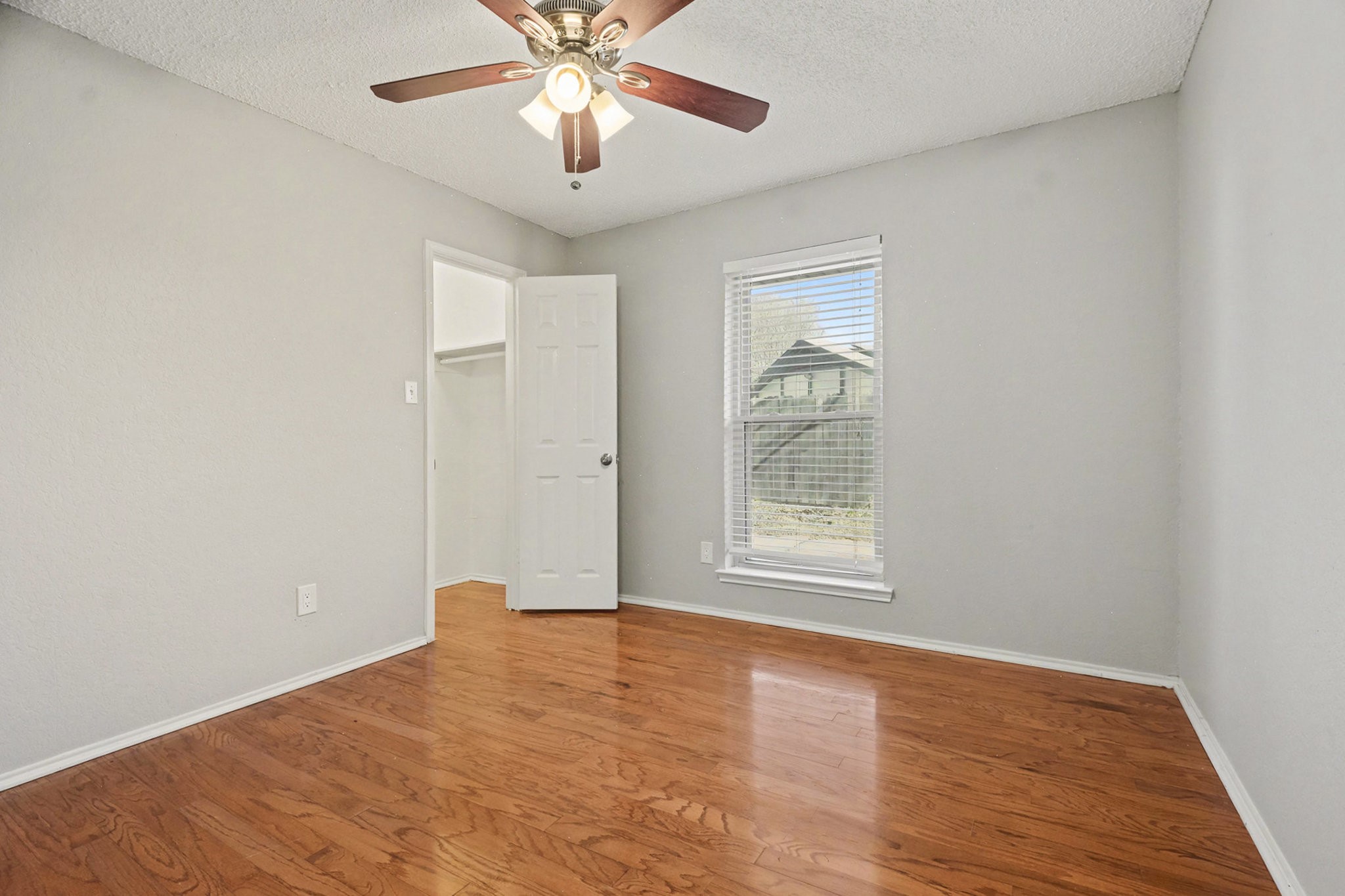 2109 Oakmeadow Street, Bedford, TX, 76021