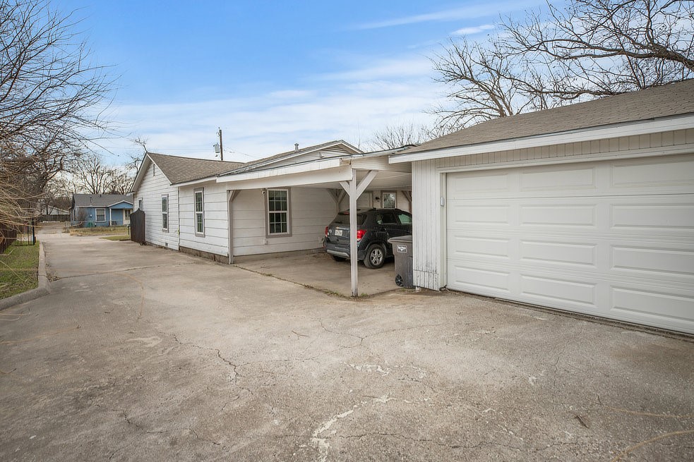 Property photo 03 of 4029 Knox Street Fort, Worth, TX 76119 | MLS #21163653