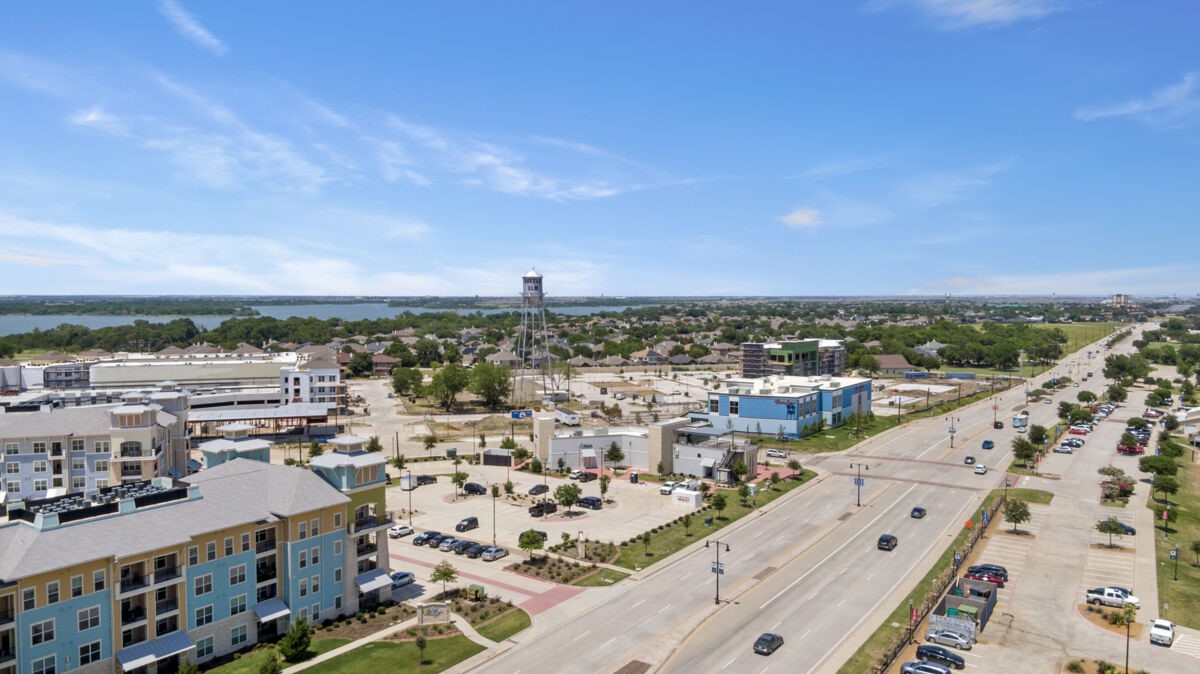 1728 Monarch Haven Way, Oak Point, TX, 75068