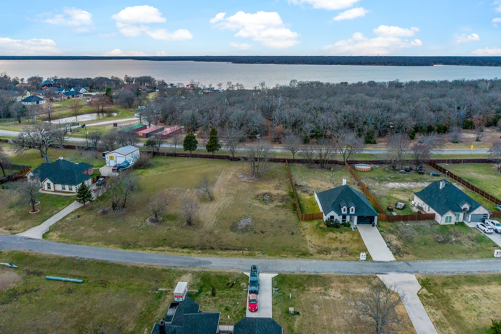 Property photo 01 of TBD Lot 41 Lago Vista, Quinlan, TX 75474 | MLS #21163873