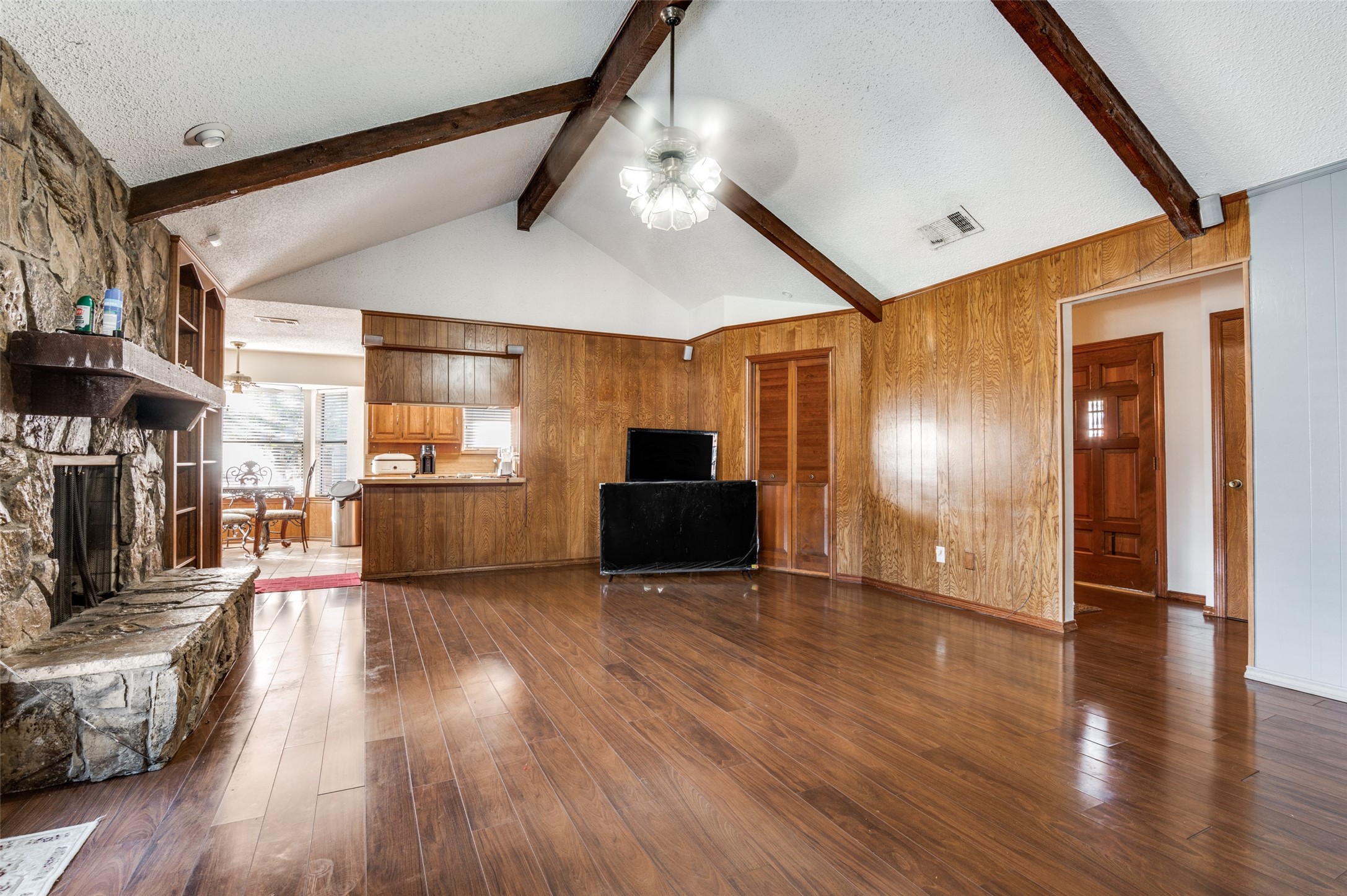 322 Meadowlark Lane, Duncanville, TX, 75137
