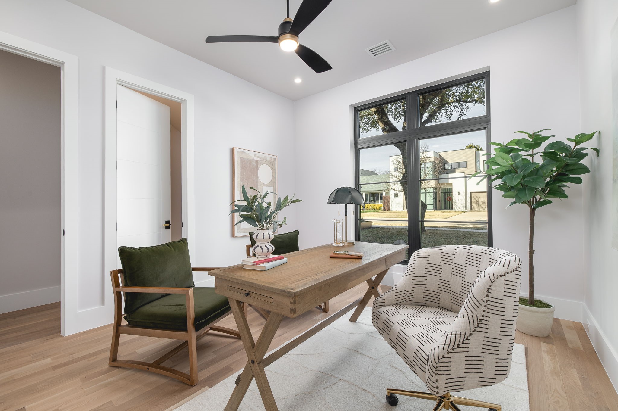 3950 Rochelle Drive, Dallas, TX, 75220