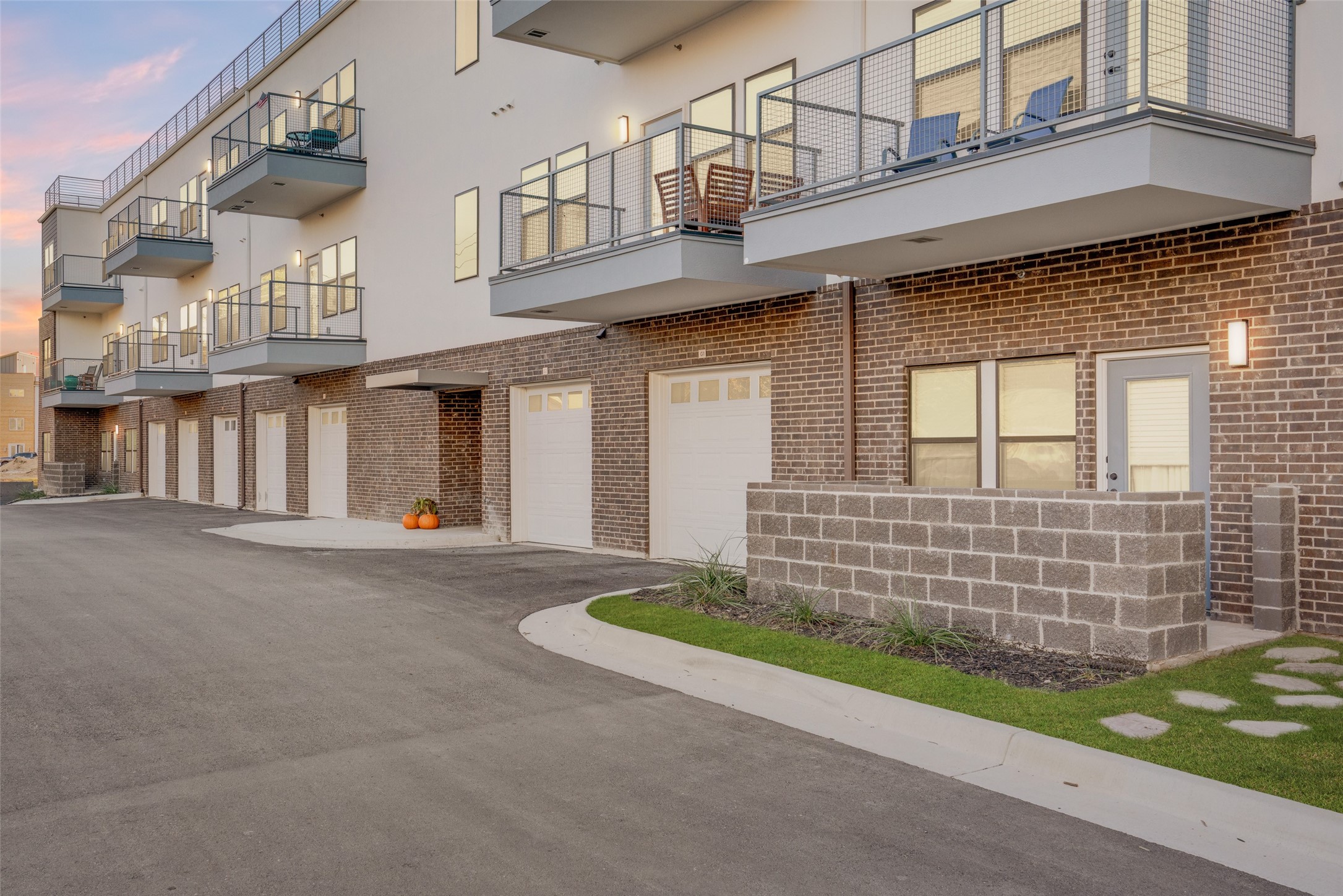 209 Wimberly Street UNIT&nbsp;2-109, Fort Worth, TX, 76107