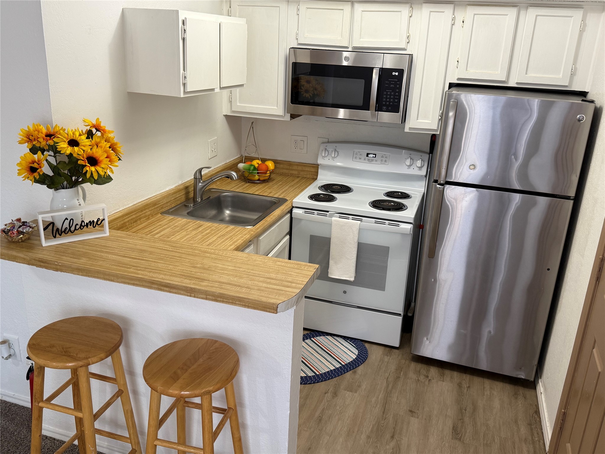 Property photo 02 of 9803 Walnut Street UNIT 308, Dallas, TX 75243 | MLS #21165336