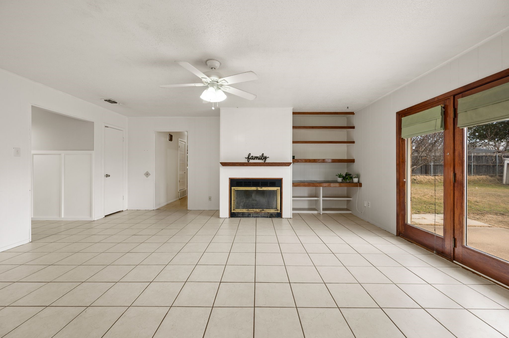 1720 Winchester Way, Bedford, TX, 76022