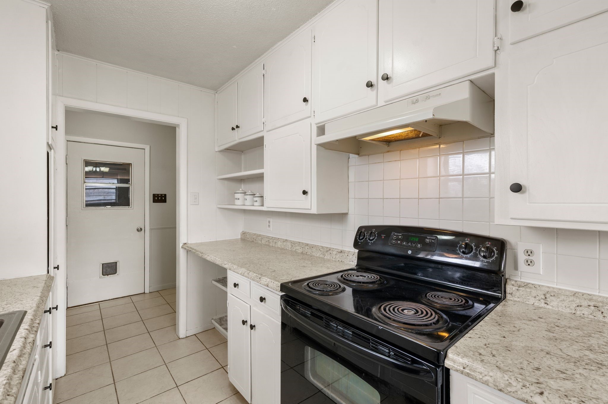 1720 Winchester Way, Bedford, TX, 76022