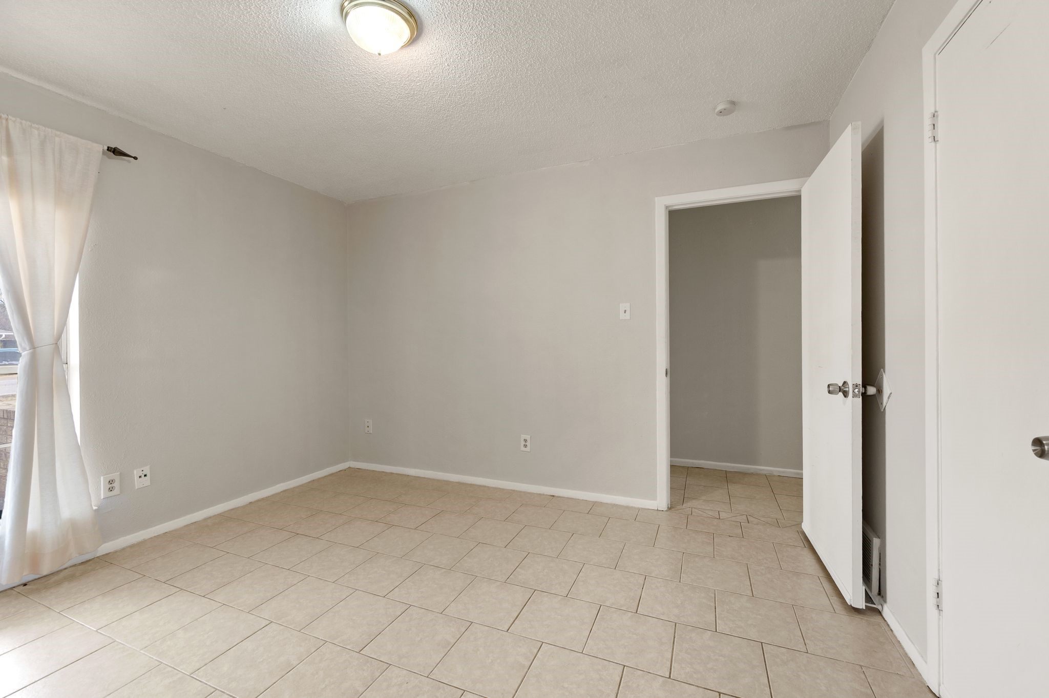 1720 Winchester Way, Bedford, TX, 76022