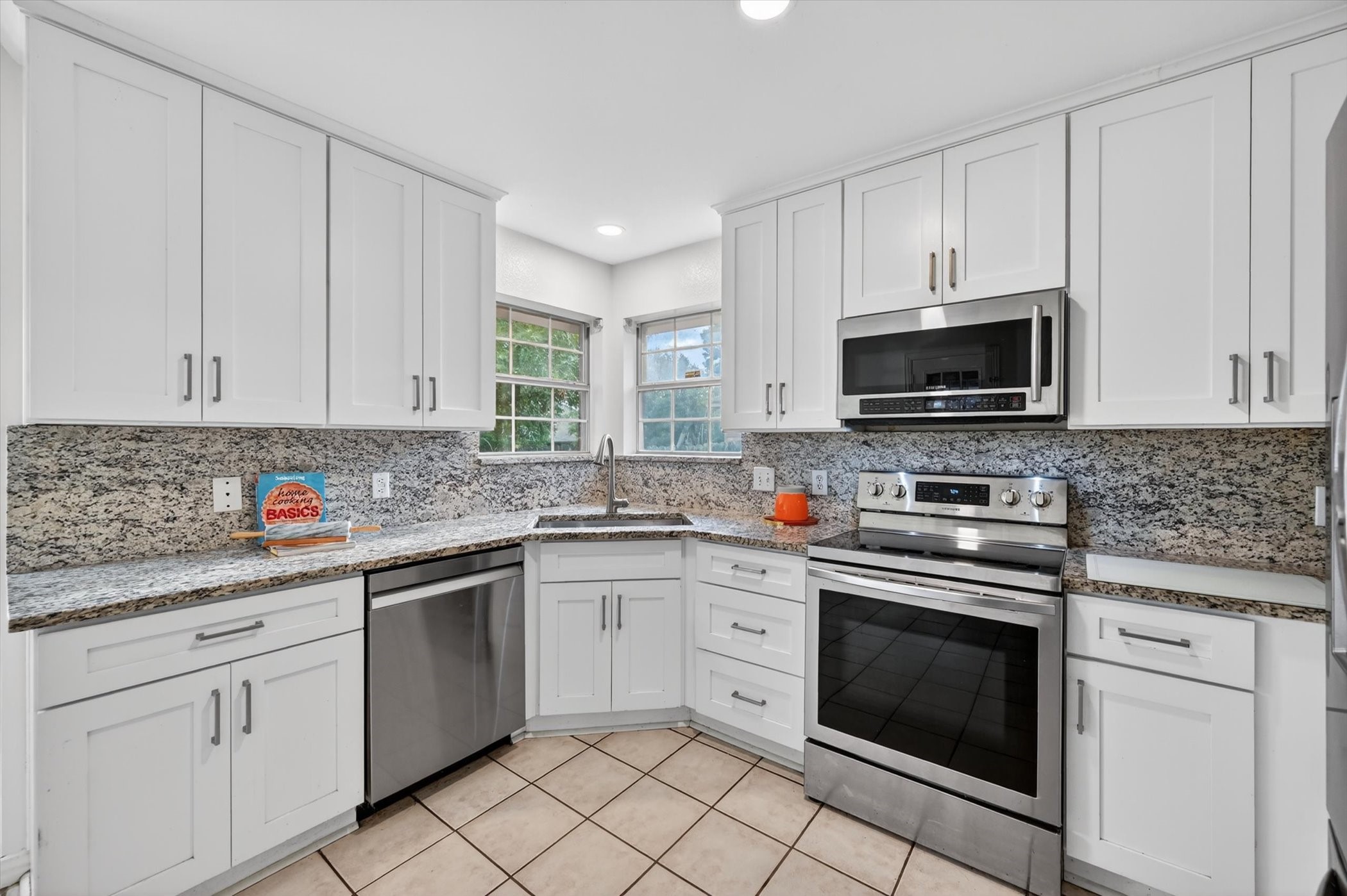 2620 John Drive, Denton, TX, 76207