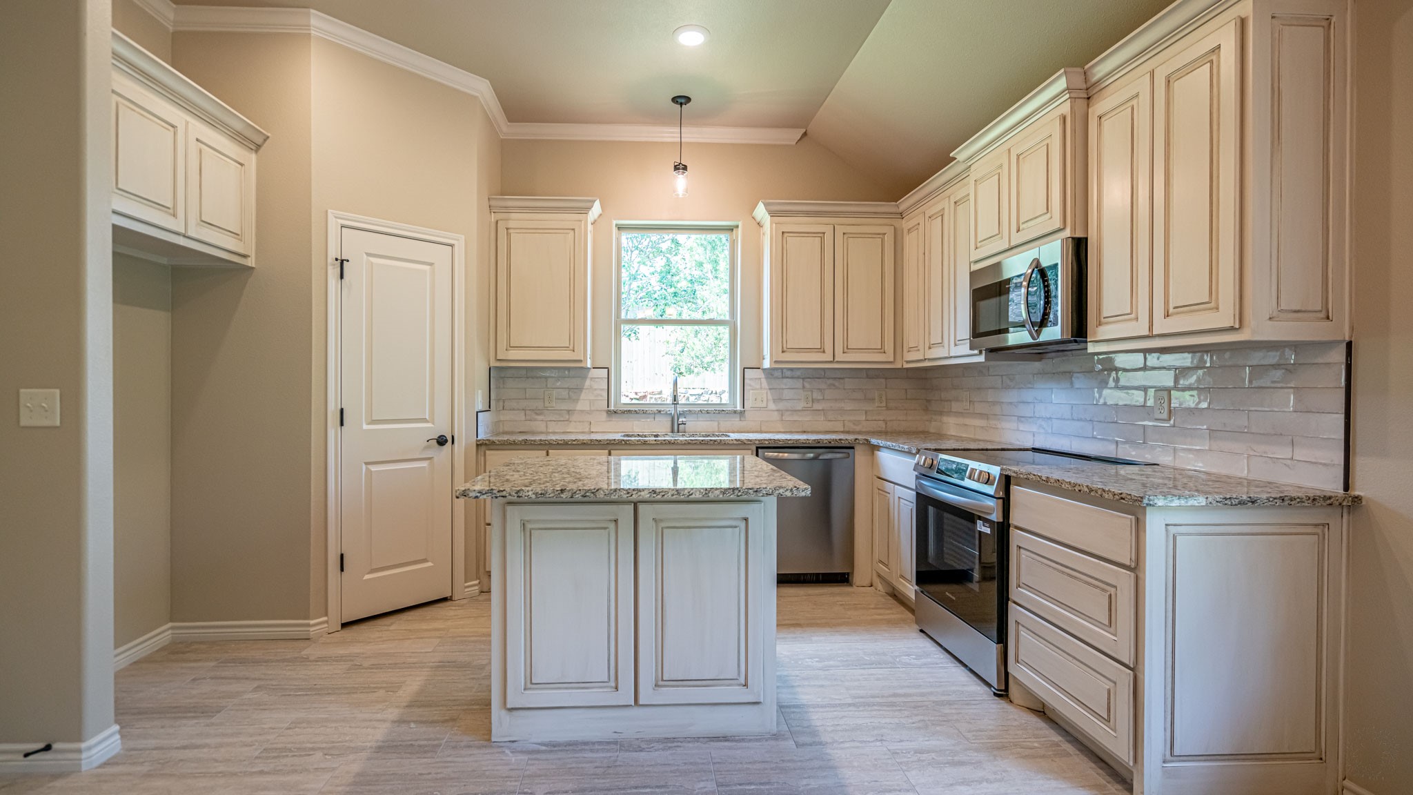 2714 Austin Drive, Granbury, TX, 76048