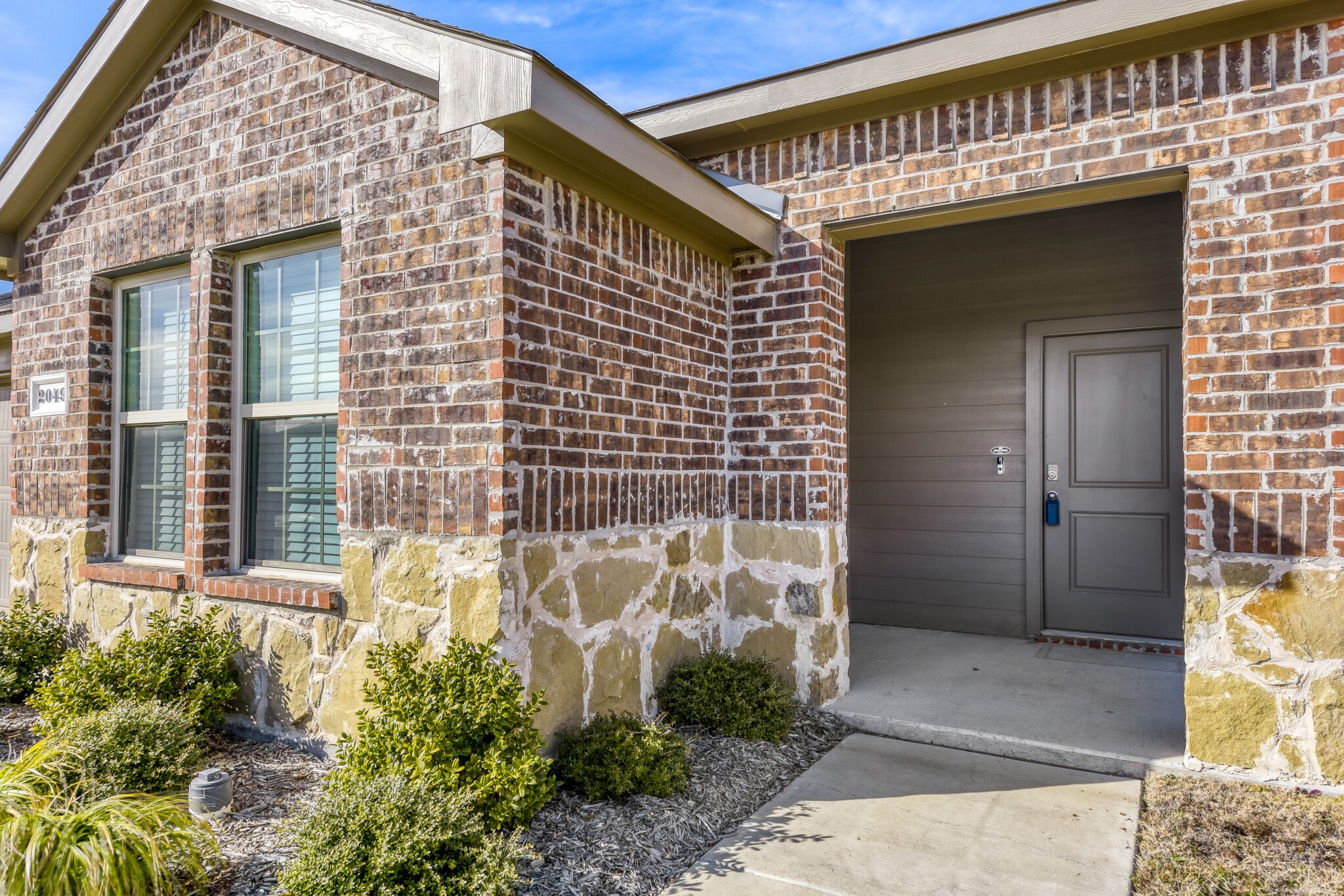 Property photo 03 of 2049 Berrywood Drive, Royse City, TX 75189 | MLS #21166143