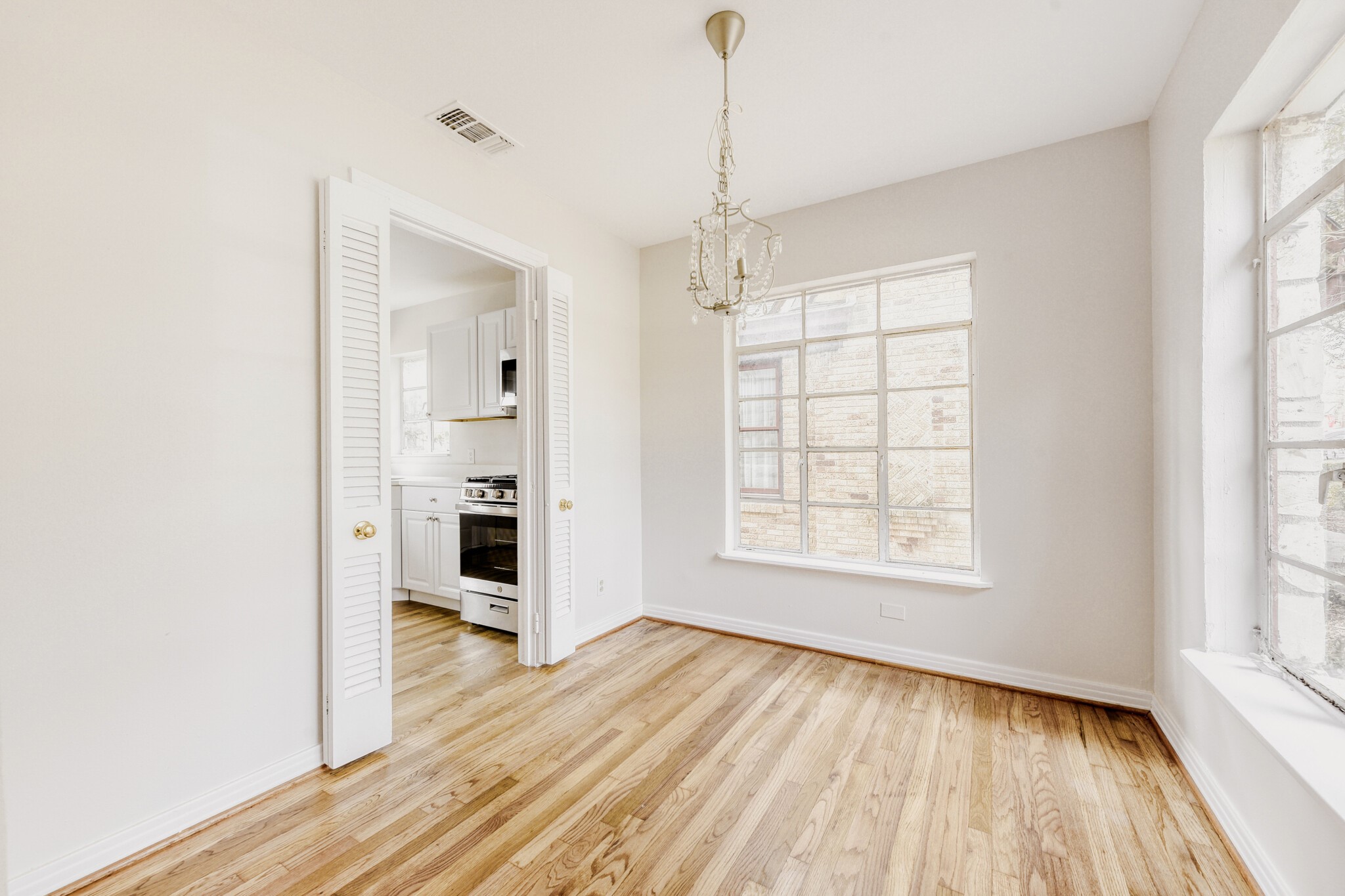 6918 Vivian Avenue, Dallas, TX, 75223