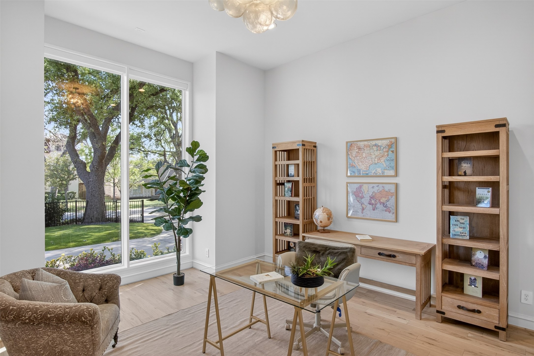 6011 Lakehurst Avenue, Dallas, TX, 75230