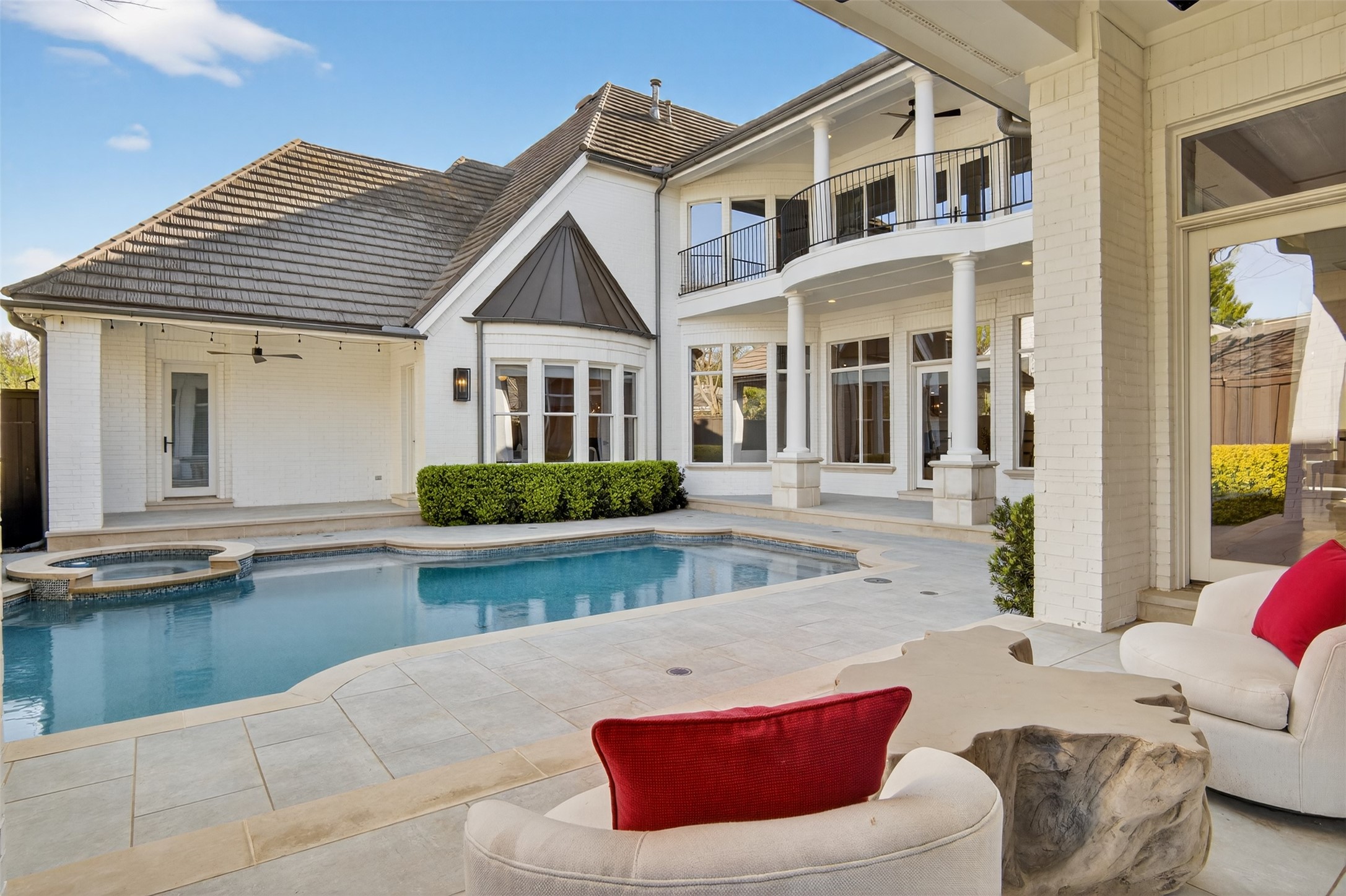6011 Lakehurst Avenue, Dallas, TX, 75230