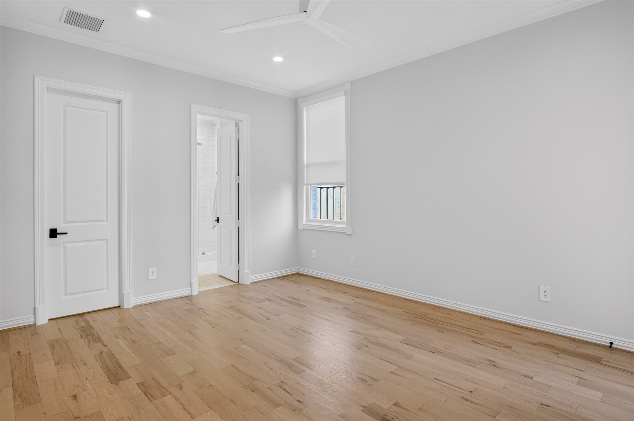 6011 Lakehurst Avenue, Dallas, TX, 75230
