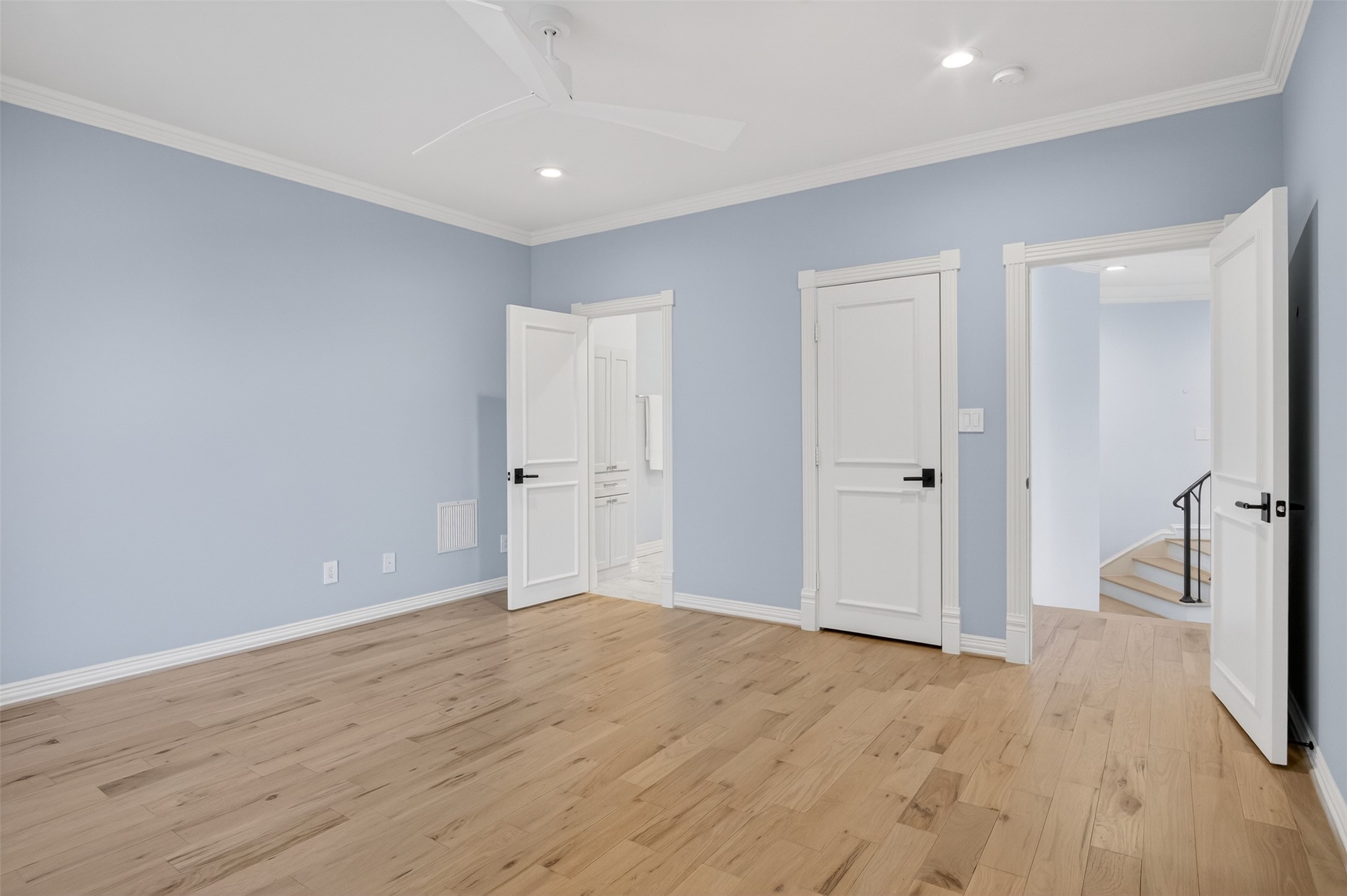 6011 Lakehurst Avenue, Dallas, TX, 75230