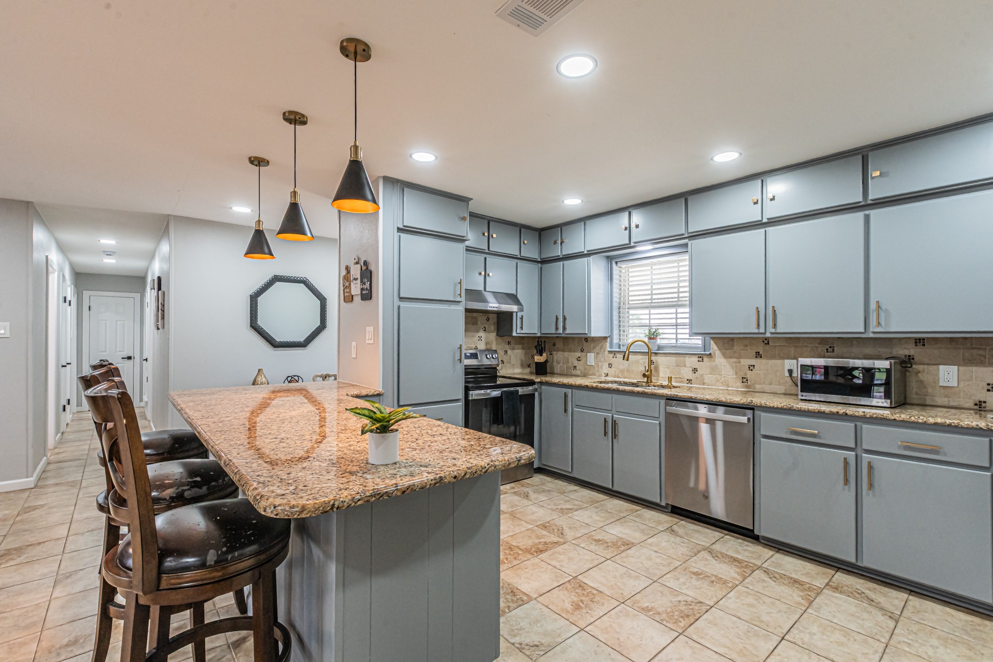 Property photo 03 of 1498 2nd Place, Haslet, TX 76052 | MLS #21167486