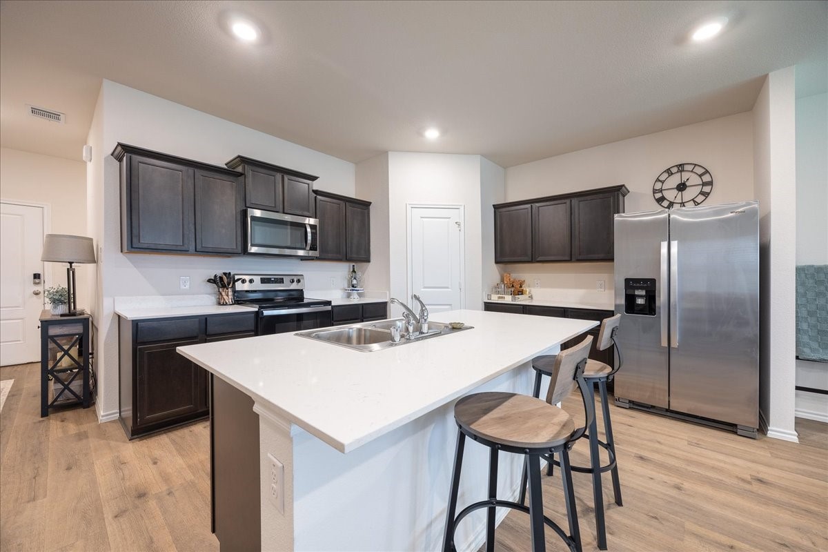 729 Amelia Court, Pilot Point, TX, 76258