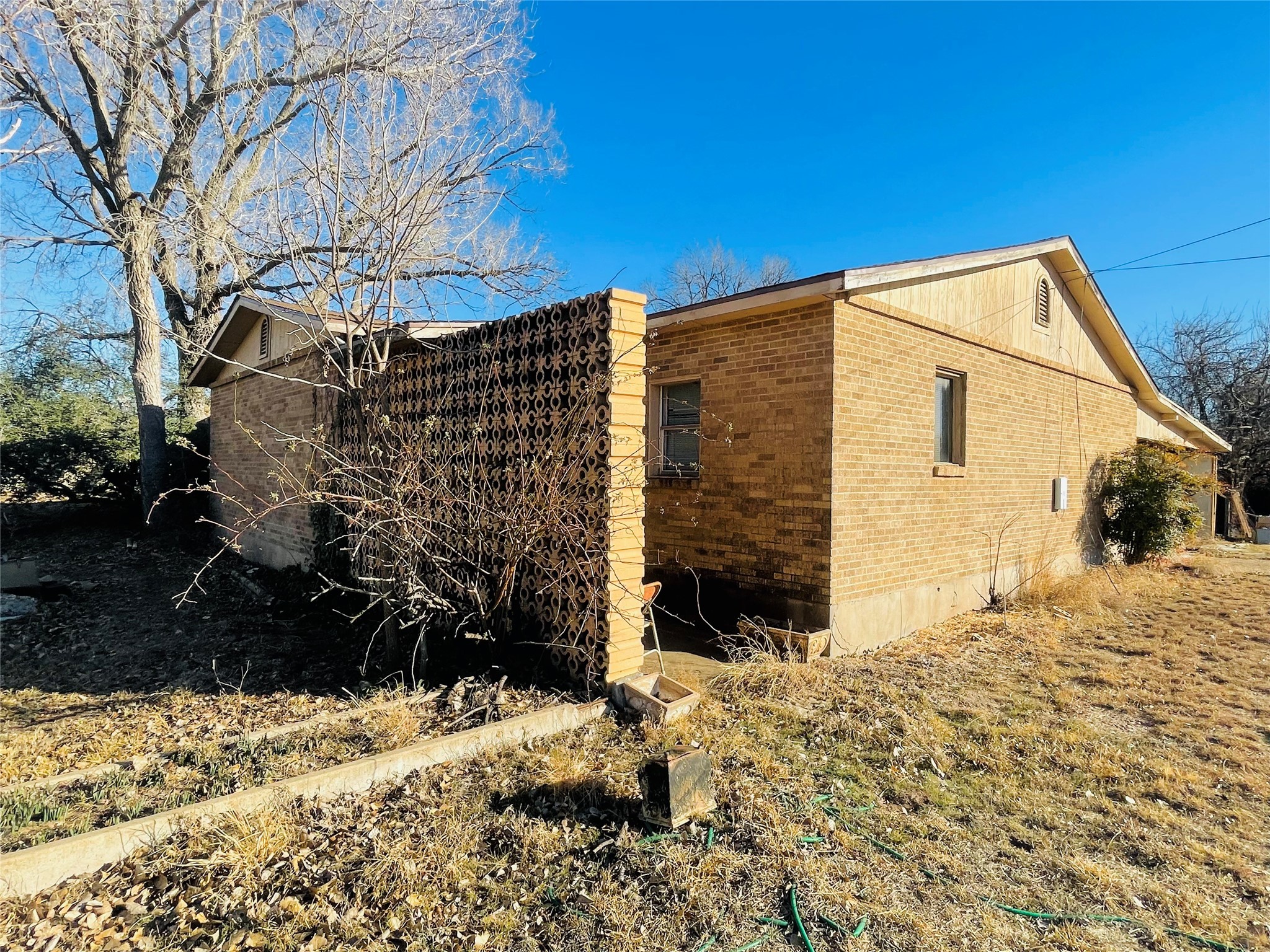 1005 S Access Road, Clyde, TX, 79510