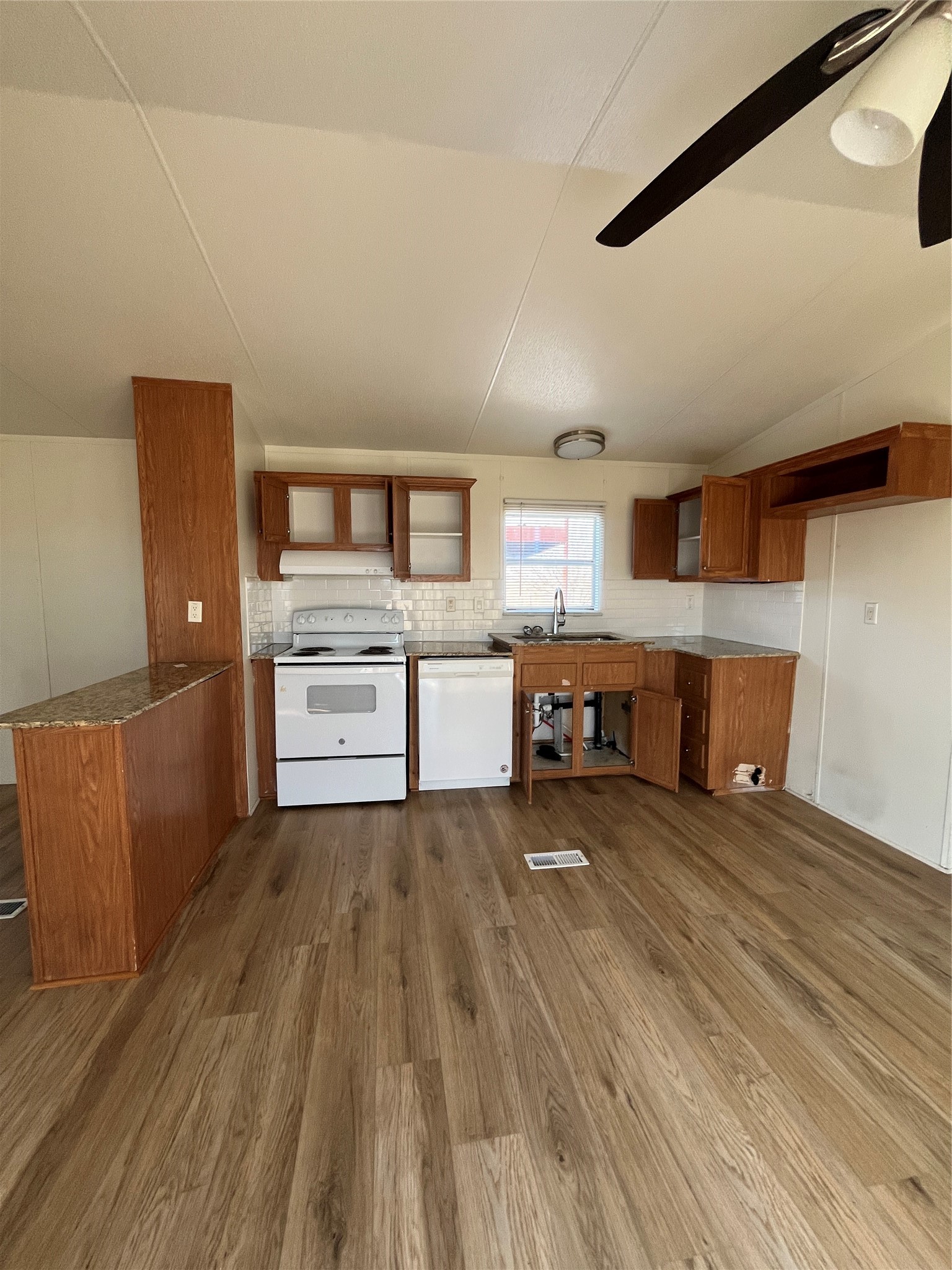 8514 County Road 623, Blue Ridge, TX, 75424