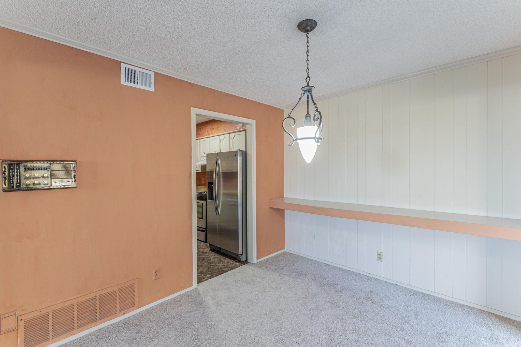 408 Hollyhill Lane, Denton, TX, 76205