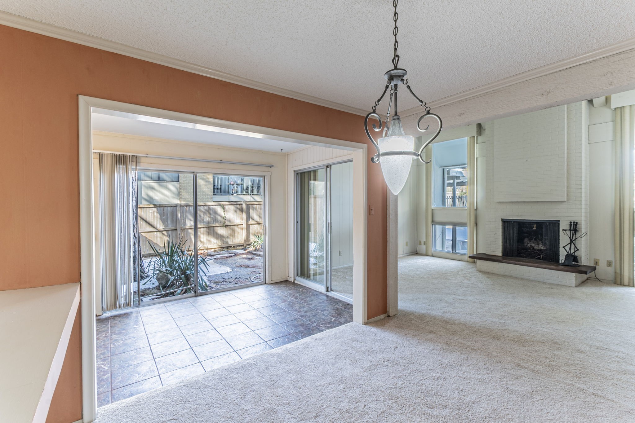 408 Hollyhill Lane, Denton, TX, 76205